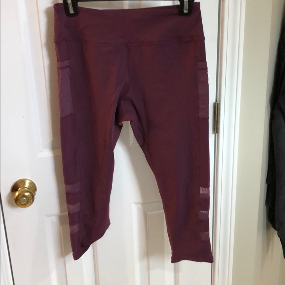 Senita athletics plum workout cropped leggings size L.